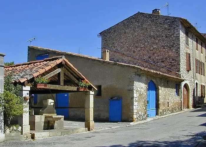Maison De Village Centre Quinson